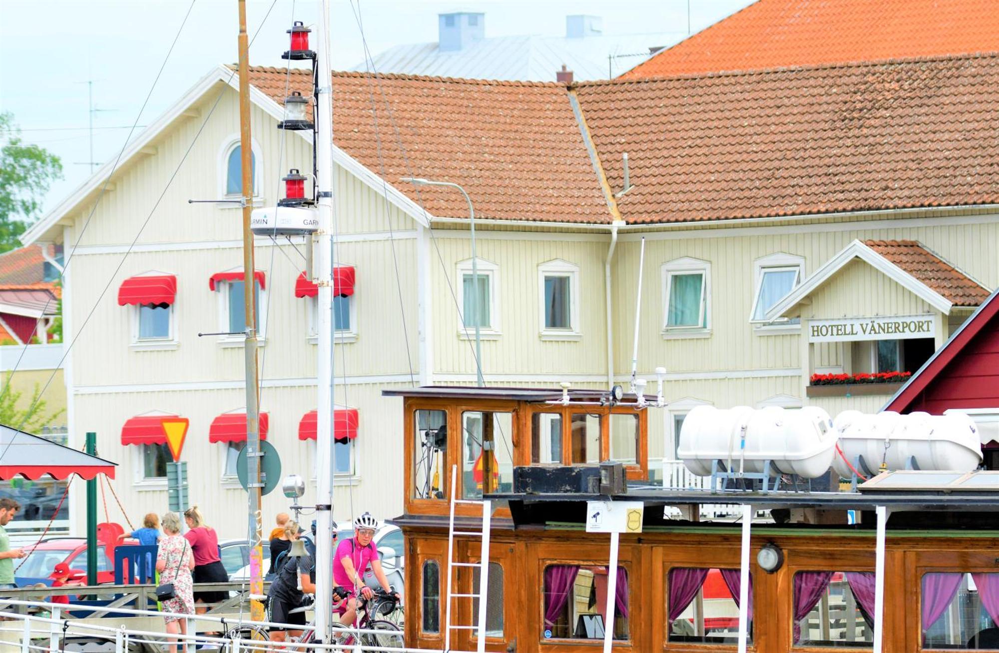 Vaenerport Lakefront Hotell Mariestad Kültér fotó