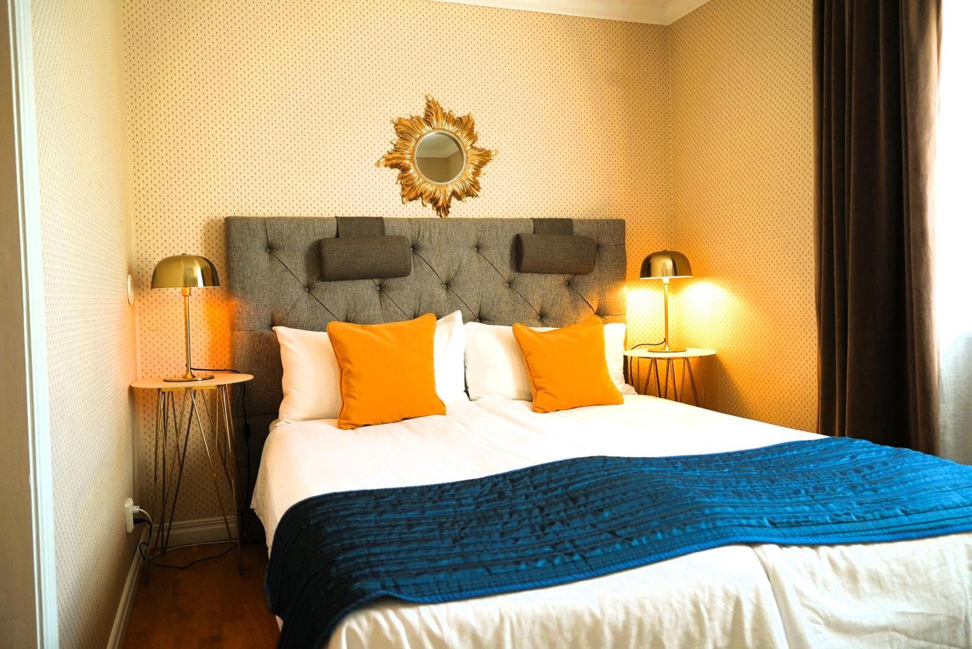 Vaenerport Lakefront Hotell Mariestad Kültér fotó