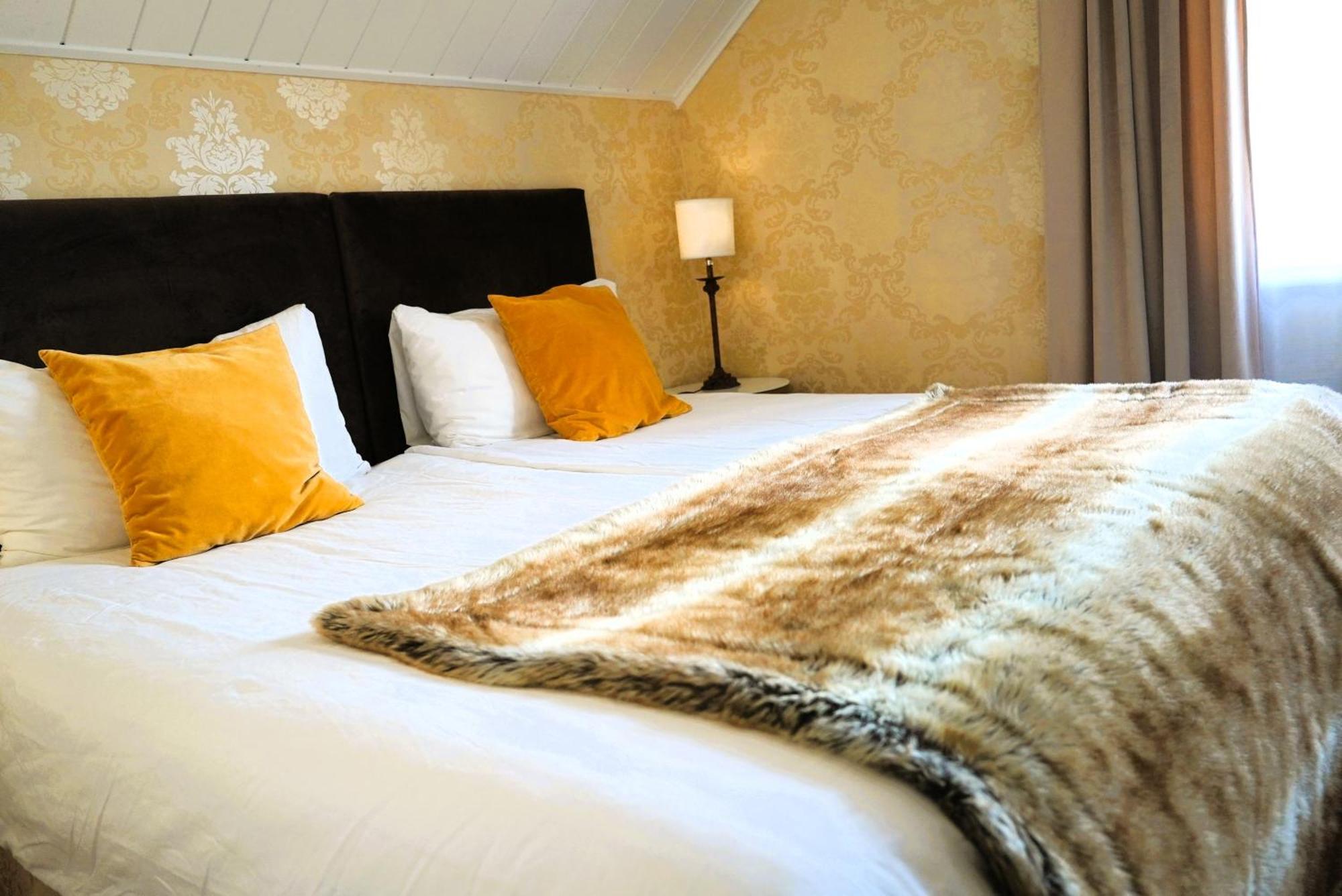 Vaenerport Lakefront Hotell Mariestad Kültér fotó