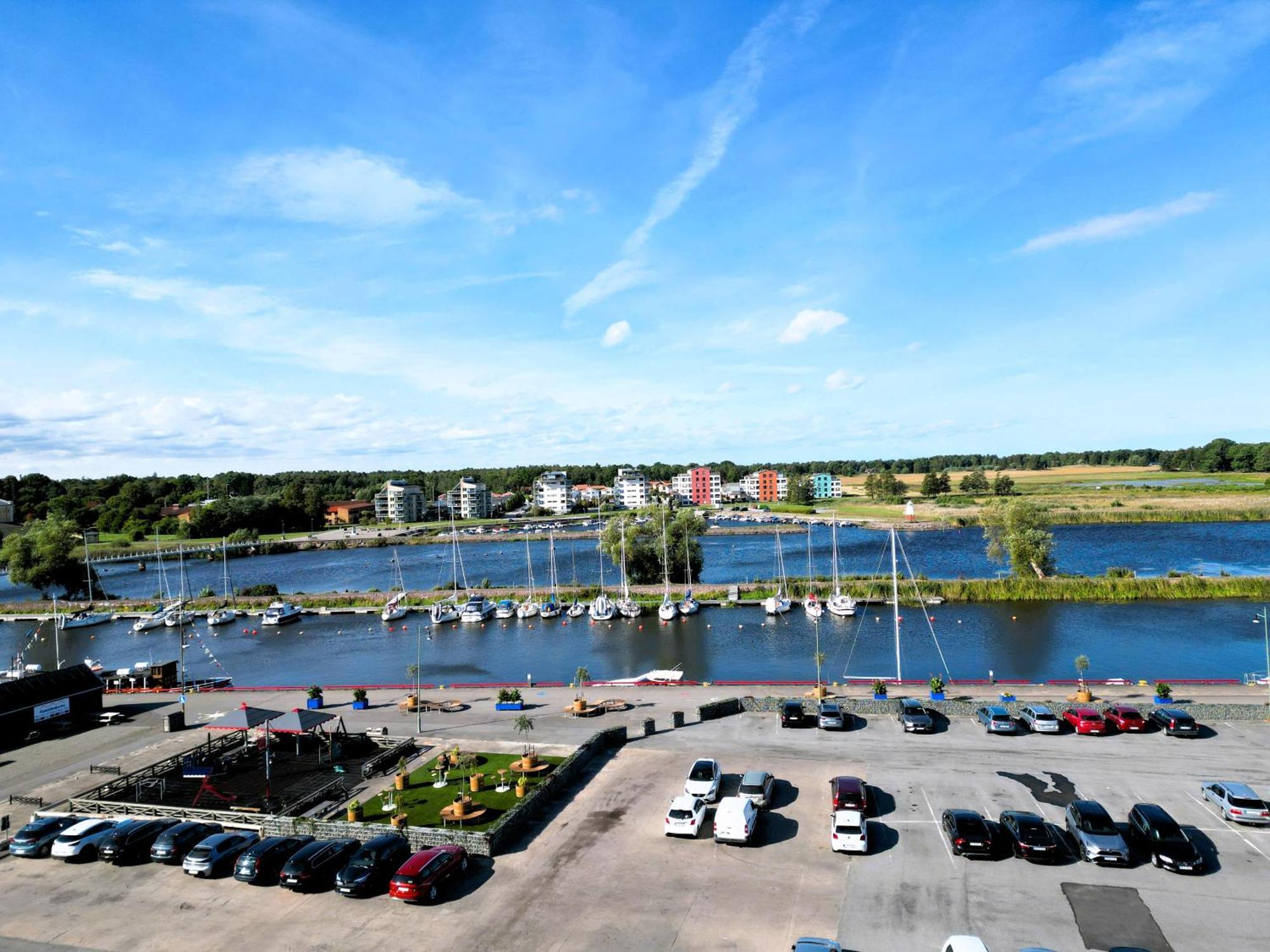 Vaenerport Lakefront Hotell Mariestad Kültér fotó
