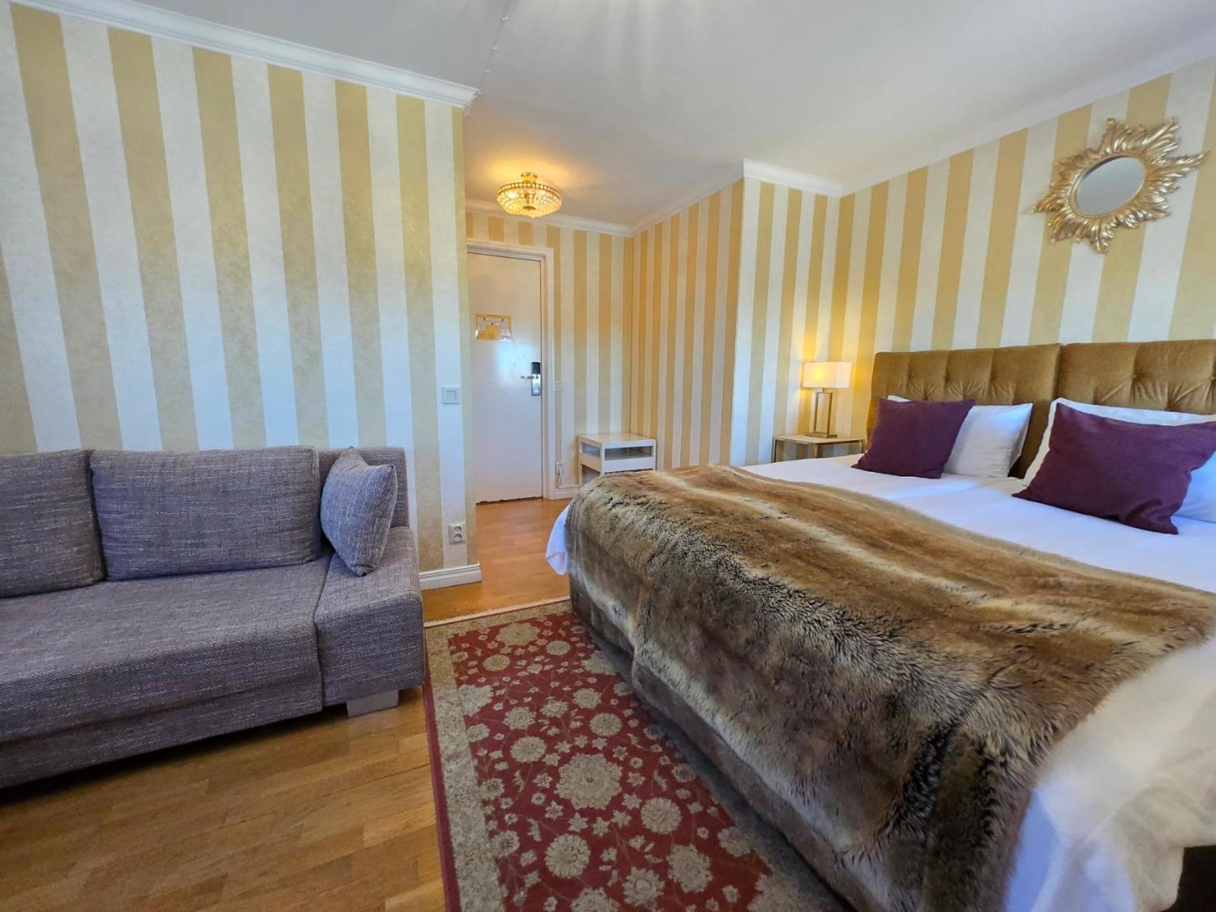 Vaenerport Lakefront Hotell Mariestad Kültér fotó