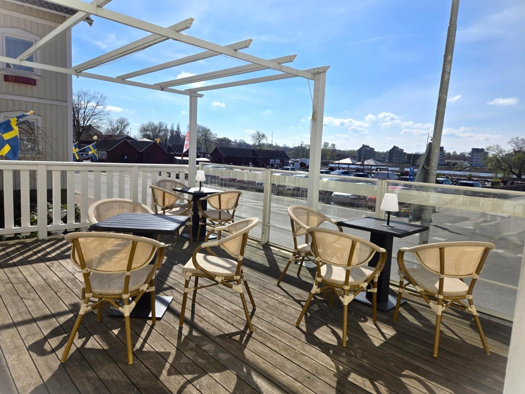Vaenerport Lakefront Hotell Mariestad Kültér fotó