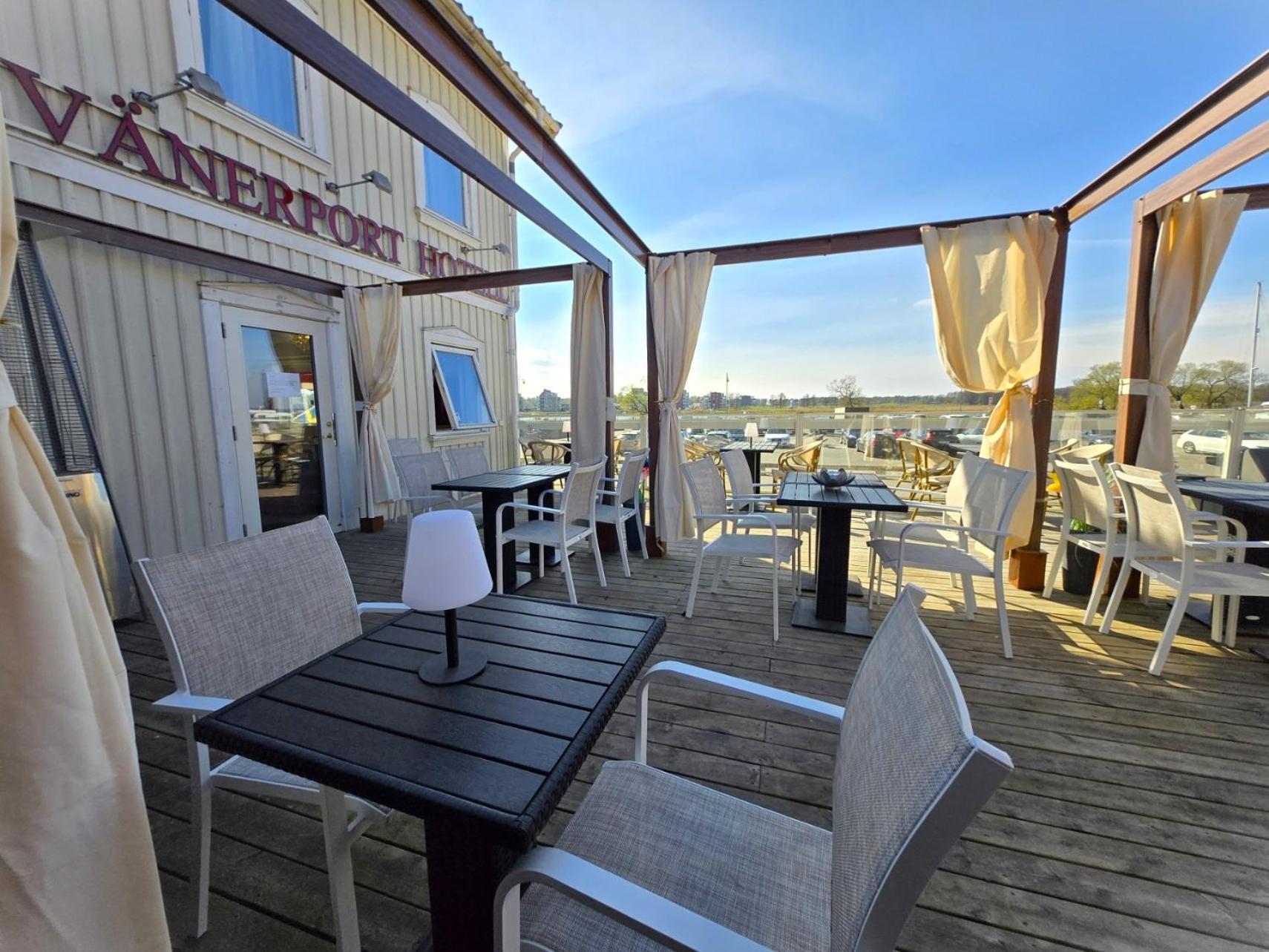 Vaenerport Lakefront Hotell Mariestad Kültér fotó